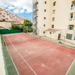 Peaceful & Bright Loft, Heated Pool, Netflix, Free Wifi & Parking, Tennis