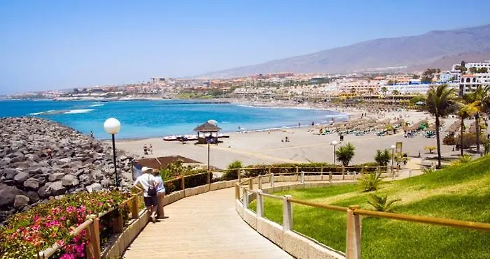 Peaceful & Bright Loft, Heated Pool, Netflix, Free Wifi & Parking, Tennis 公寓 *