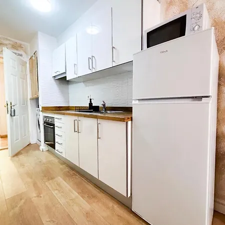 Apartamento Peaceful & Bright Loft, Heated Pool, Netflix, Free Wifi & Parking, Tennis *